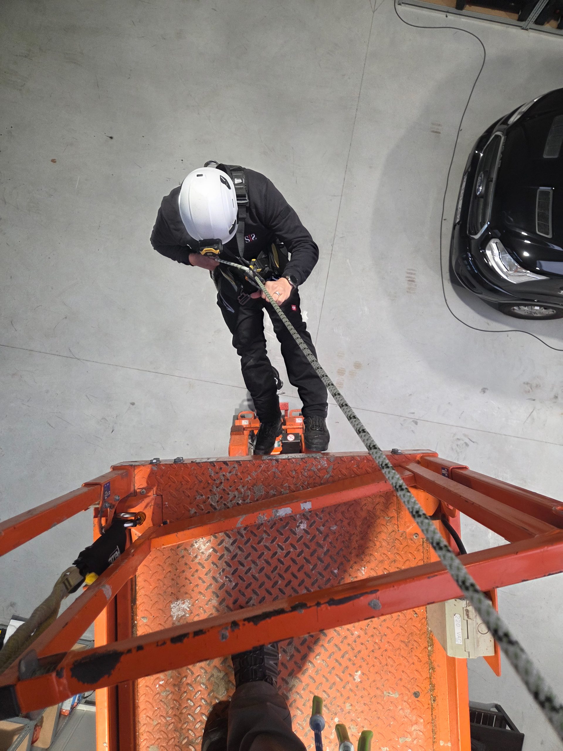 Opleiding Zelfredding uit hoogwerker